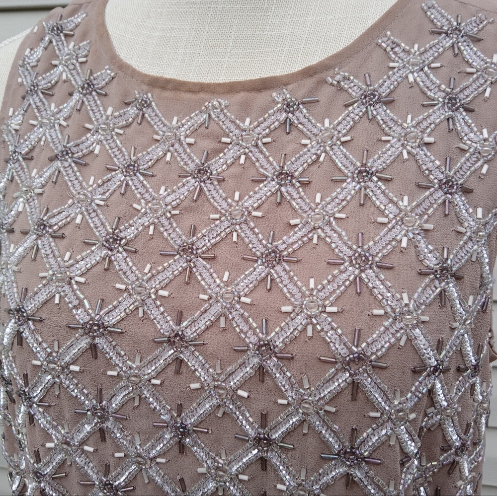 Exquisite! Beaded High-End Tank w/ Liner - Picture 11 of 12